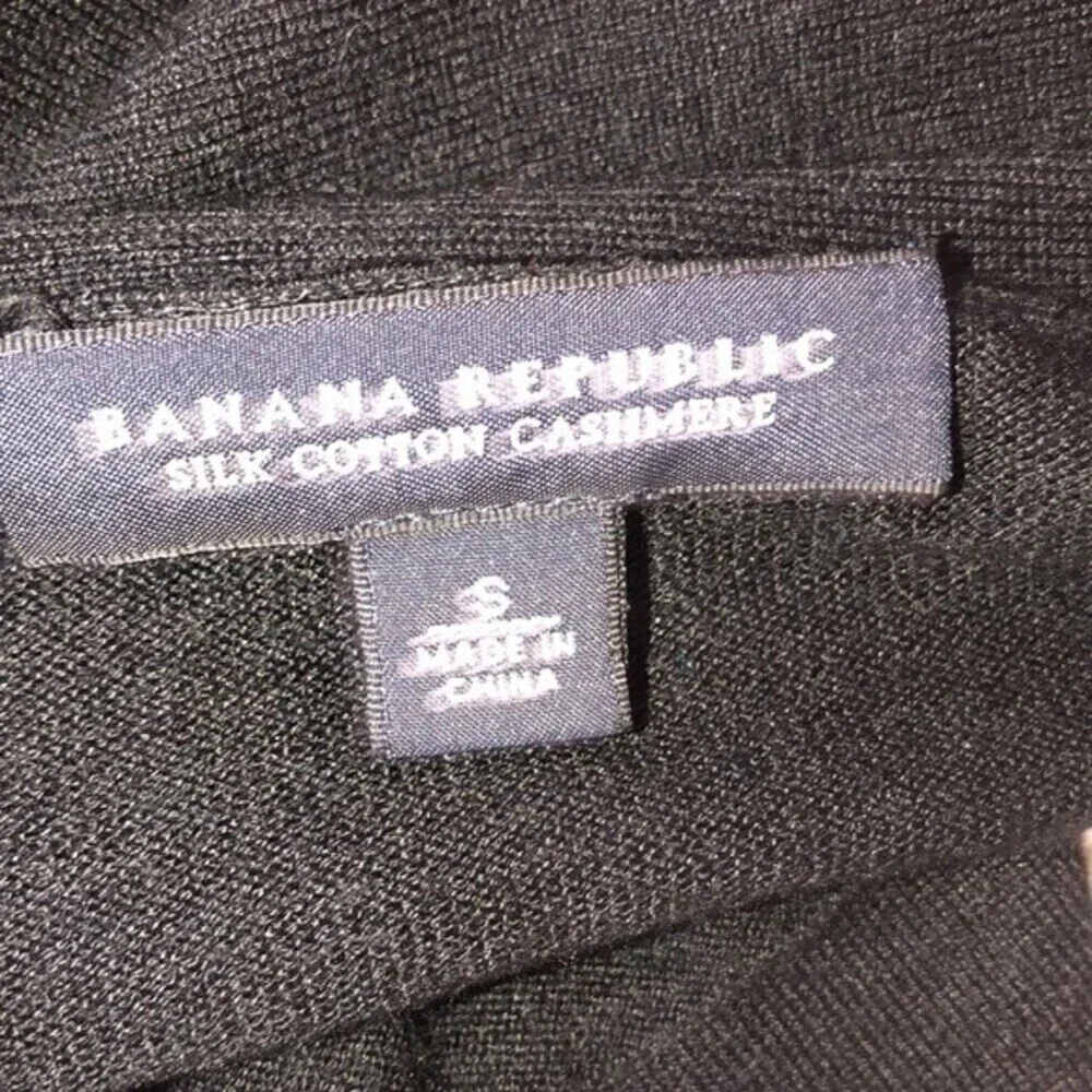 Banana Republic size small silk, cotton & cashmere blend knit black tie cardigan